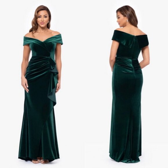 Xscape Hunter Green Velvet Off the Shoulder Side Ruffle Gown - Picture 1 of 1